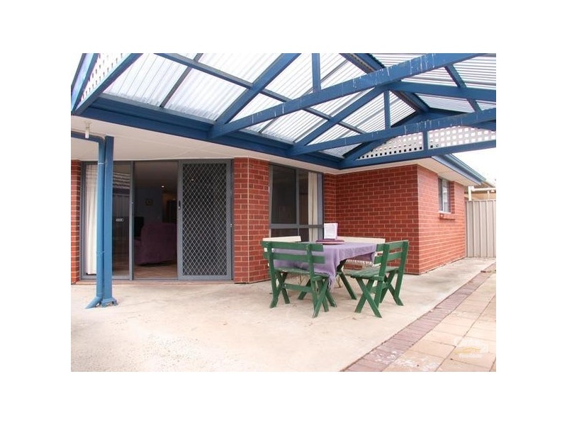 42 Dorrien Avenue, Woodcroft SA 5162
