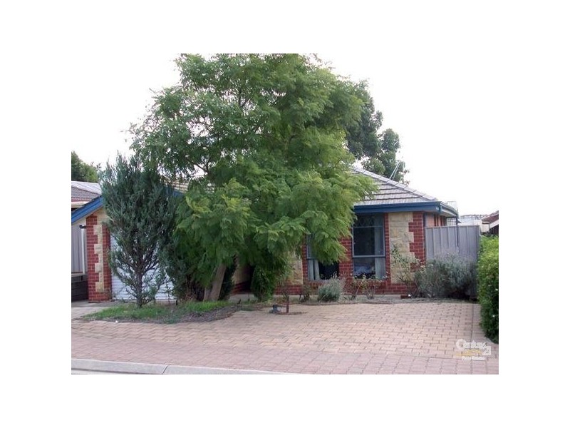 42 Dorrien Avenue, Woodcroft SA 5162