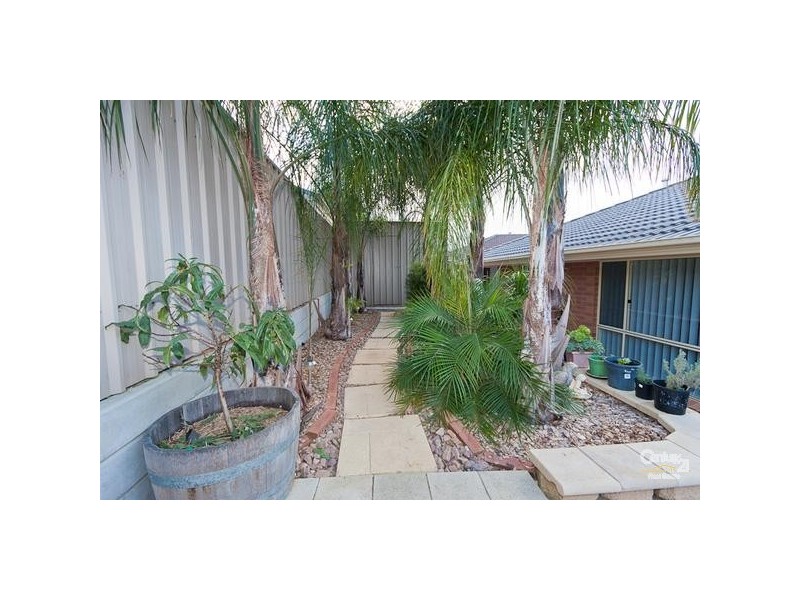 1 Nash Lane, Morphett Vale SA 5162