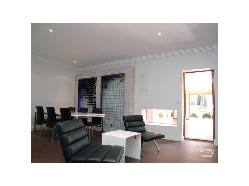 32 Estate Drive, Flagstaff Hill SA 5159