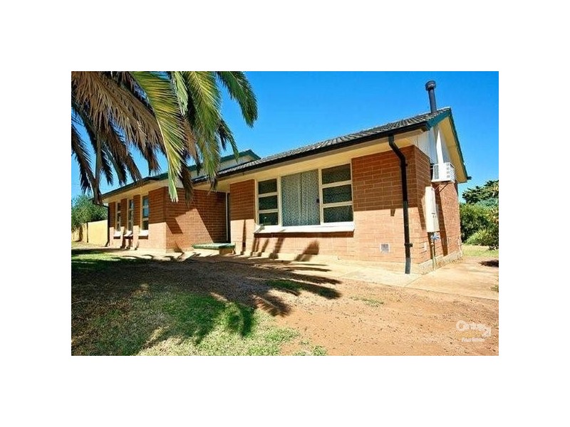 2 Julian Street, Christie Downs SA 5164