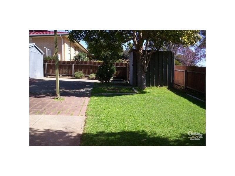 23 Regis Street, Christie Downs SA 5164