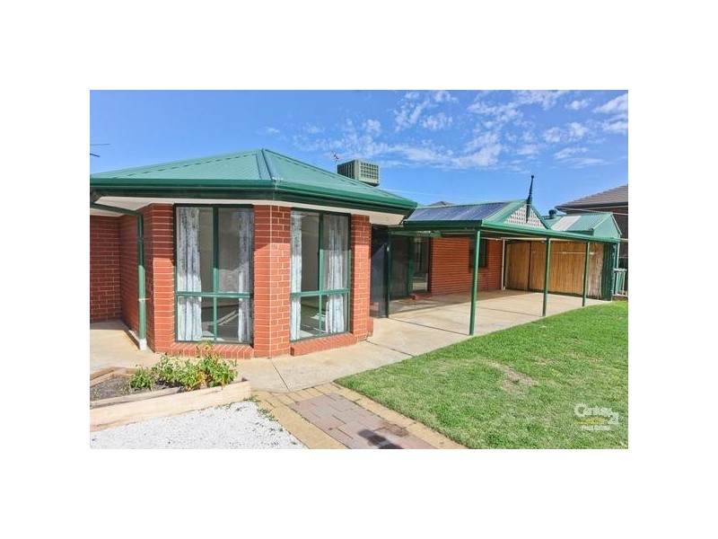 3 Redgate Court, Moana SA 5169