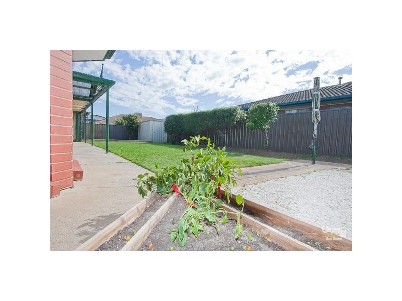 3 Redgate Court, Moana SA 5169