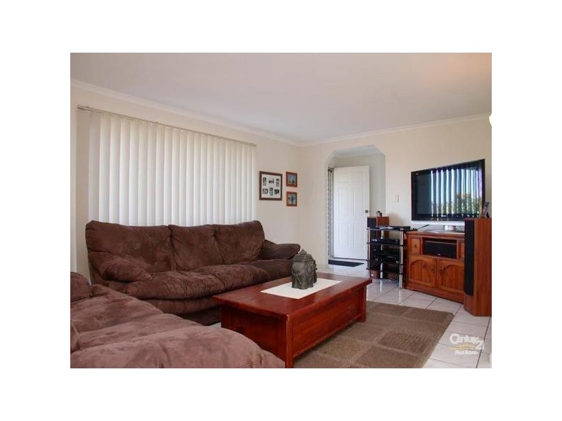 27 Woocalla St, O’sullivan Beach SA 5166