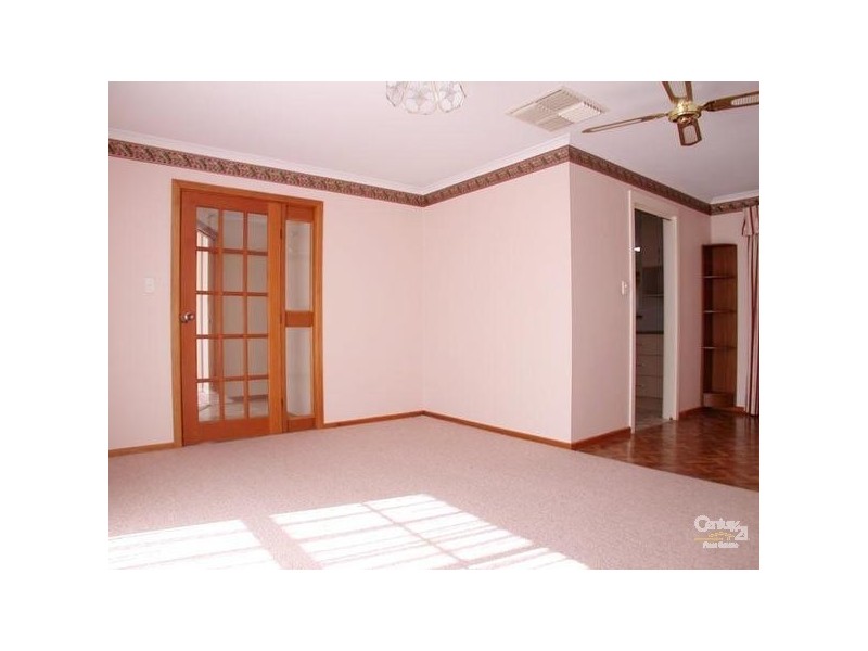 50 Endeavour Drive, Seaford Rise SA 5169