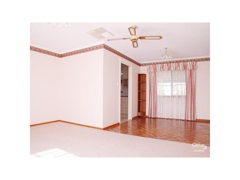 50 Endeavour Drive, Seaford Rise SA 5169