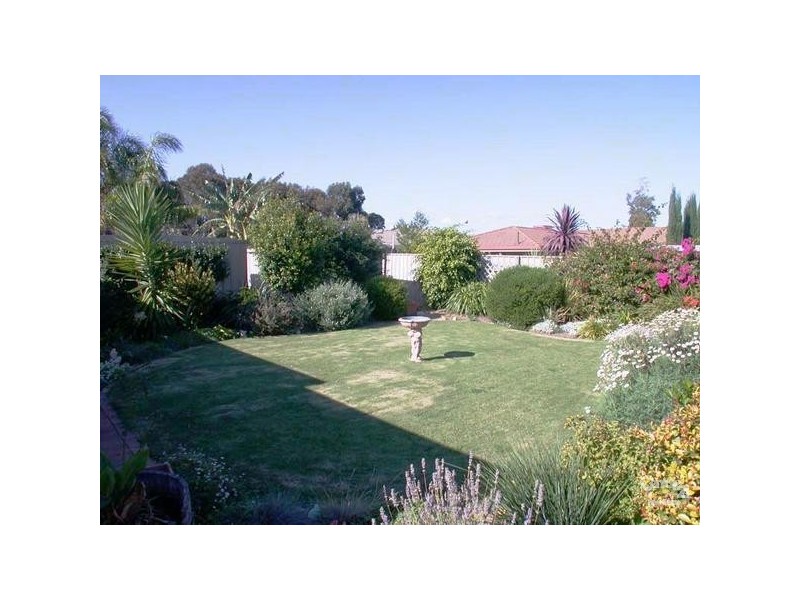 50 Endeavour Drive, Seaford Rise SA 5169