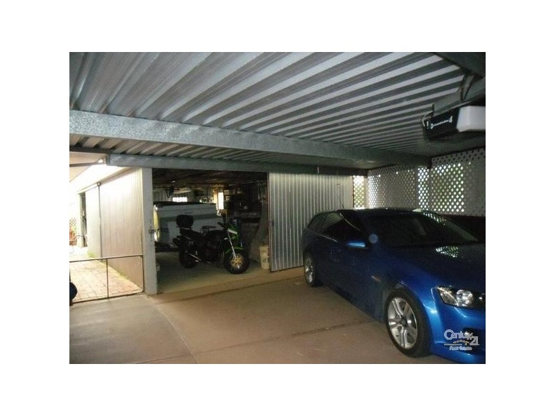 42 Kathryn Drive, Morphett Vale SA 5162