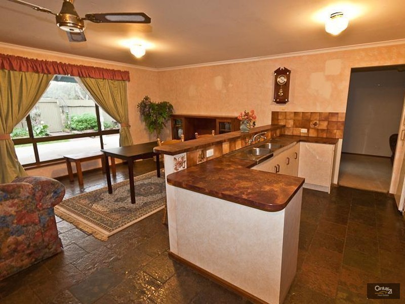 6 Waitz Court, Morphett Vale SA 5162