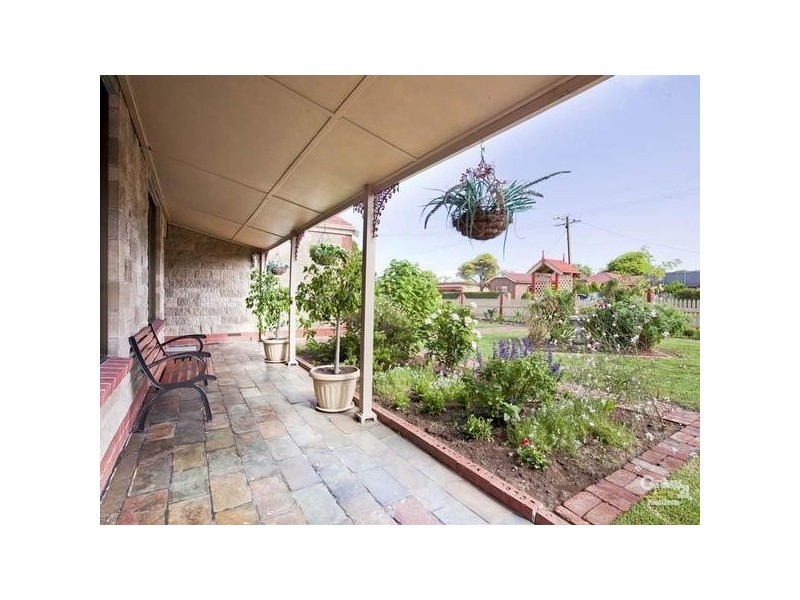 28 Clovelly Avenue, Christies Beach SA 5165