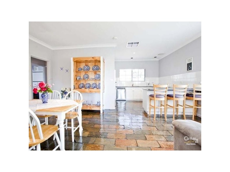 28 Clovelly Avenue, Christies Beach SA 5165