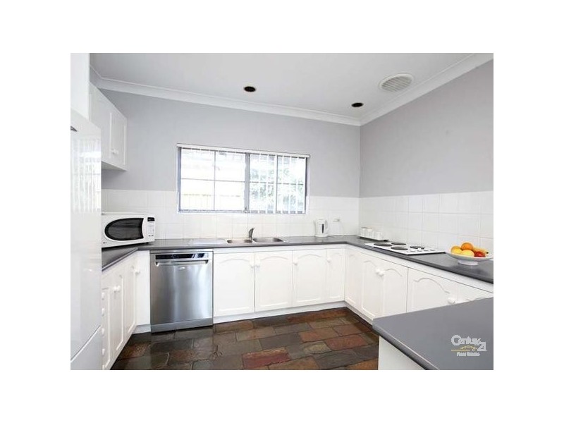 28 Clovelly Avenue, Christies Beach SA 5165