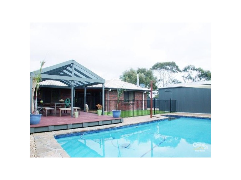 2 Beacon Crescent, Seaford SA 5169