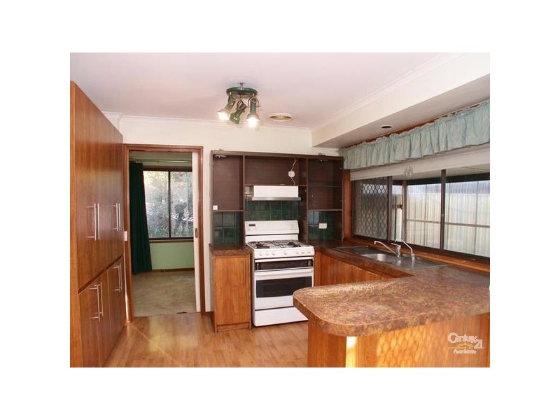1 Bovard Court, Trott Park SA 5158