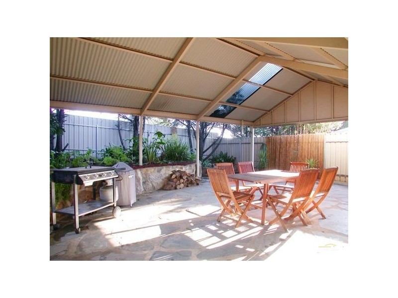 4 Pineview Close, Old Reynella SA 5161