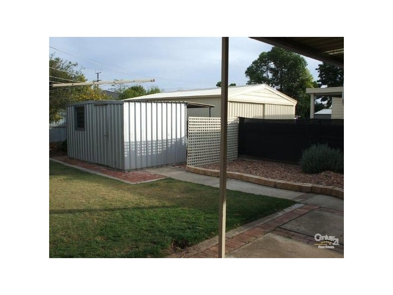 24 Cunningham St, Morphett Vale SA 5162