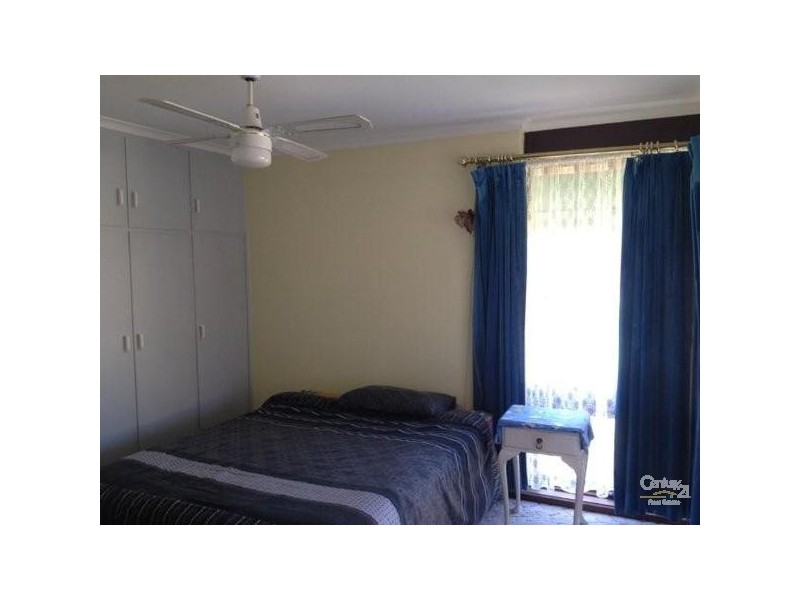 5 Chestnut Place, Hackham West SA 5163