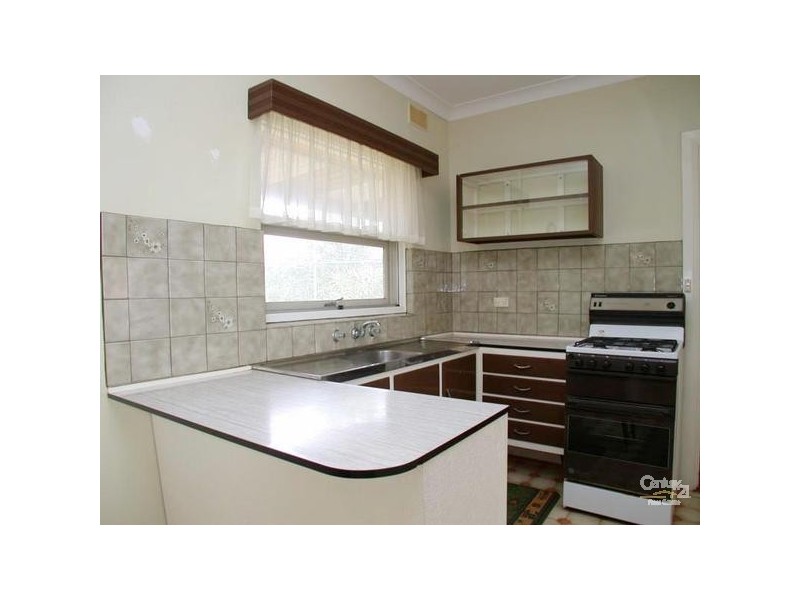 14 Graham Avenue, Hackham SA 5163