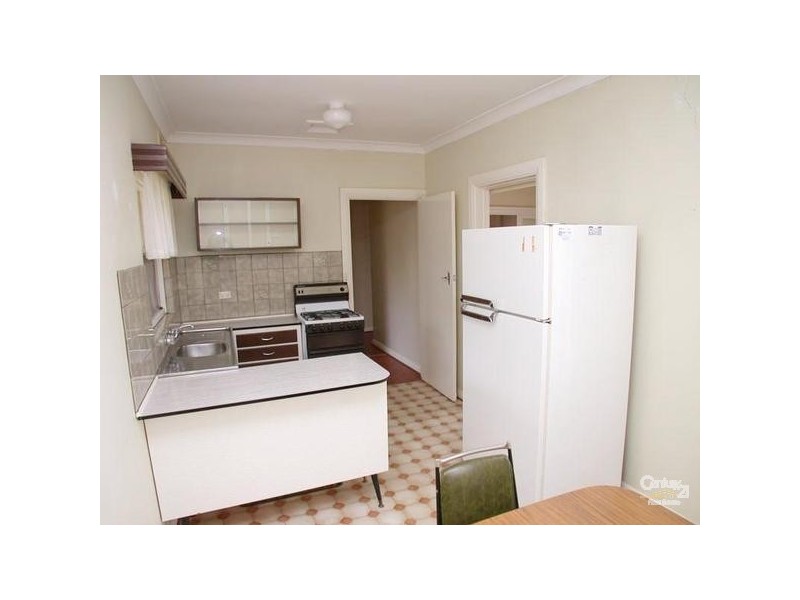 14 Graham Avenue, Hackham SA 5163