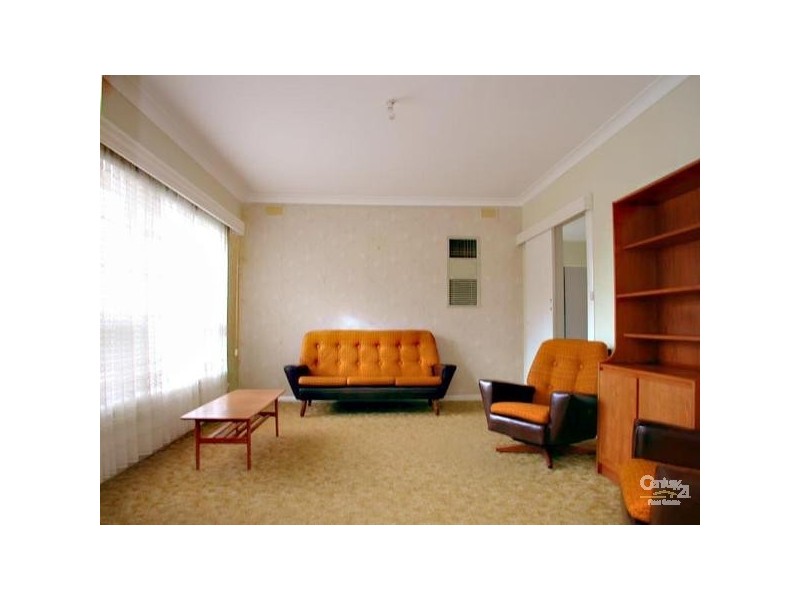 14 Graham Avenue, Hackham SA 5163