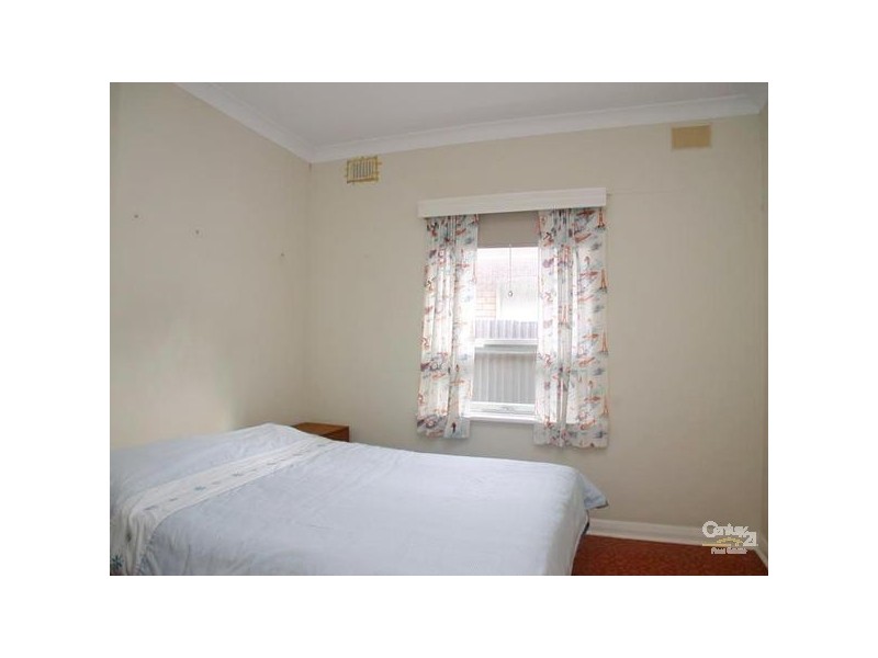 14 Graham Avenue, Hackham SA 5163