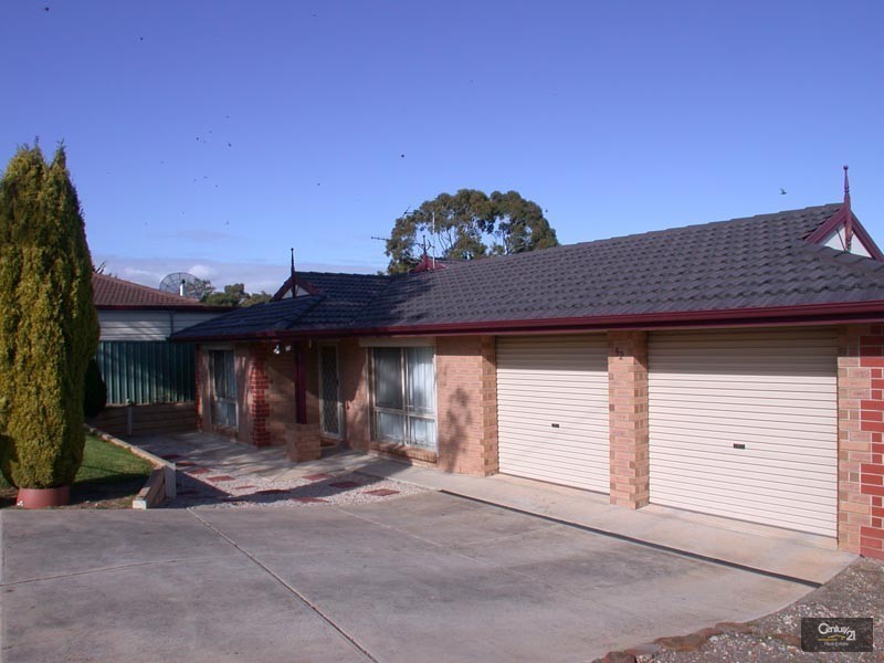 32 Candover Crescent, Huntfield Heights SA 5163