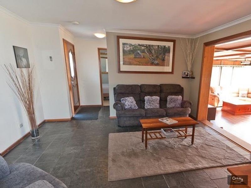 23 Gabrenol Crt, Noarlunga Downs SA 5168