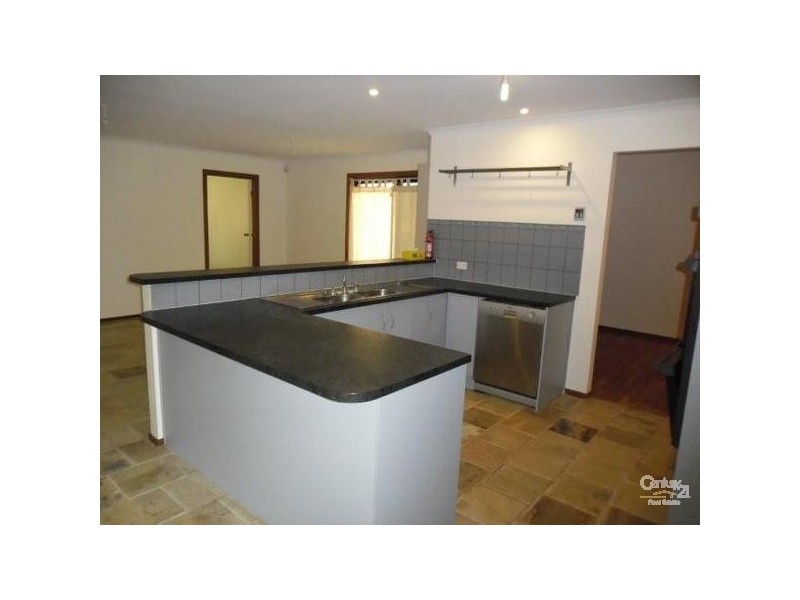 26 Baltimore Avenue, Morphett Vale SA 5162