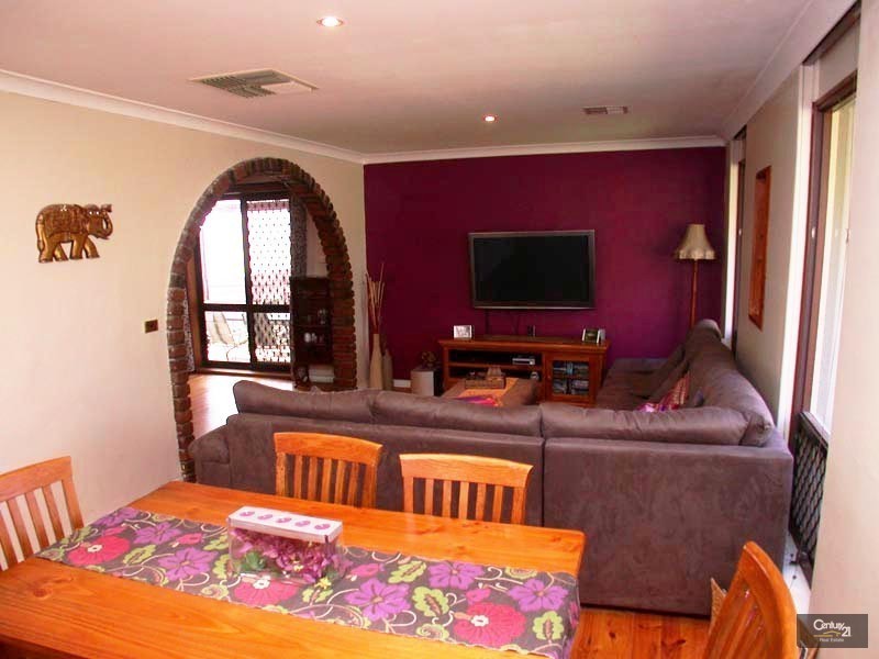 4 Jennifer Drive, Happy Valley SA 5159