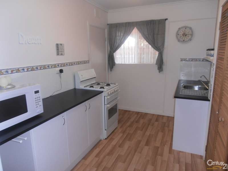 U12-60 Booth Avenue, Morphett Vale SA 5162