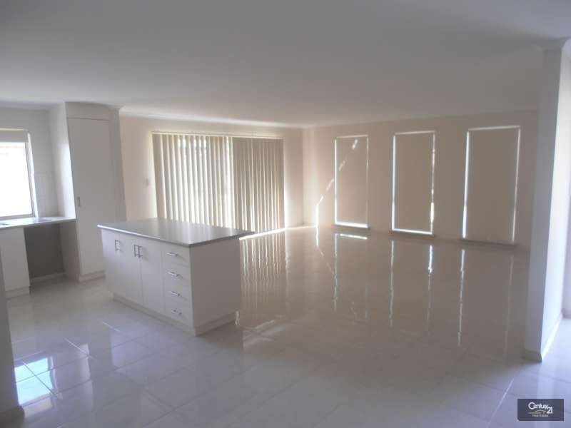 4 Aft Court, Seaford Meadows SA 5169