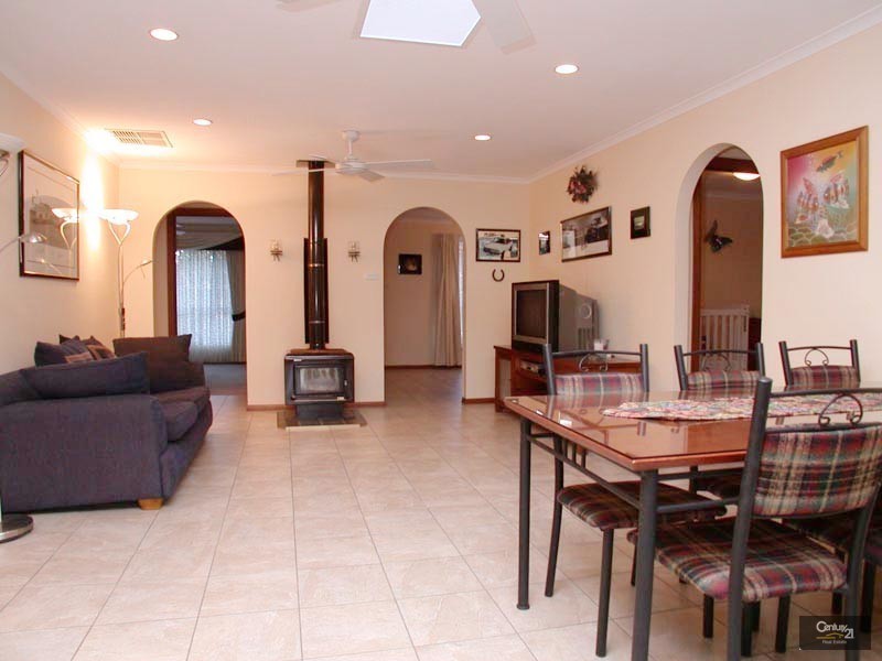 37 Kathleen Street, Morphett Vale SA 5162