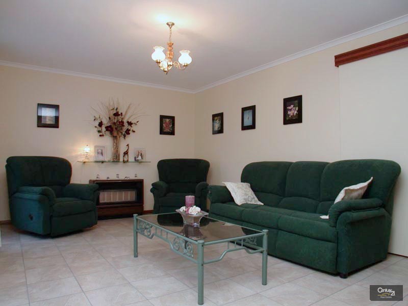 37 Kathleen Street, Morphett Vale SA 5162