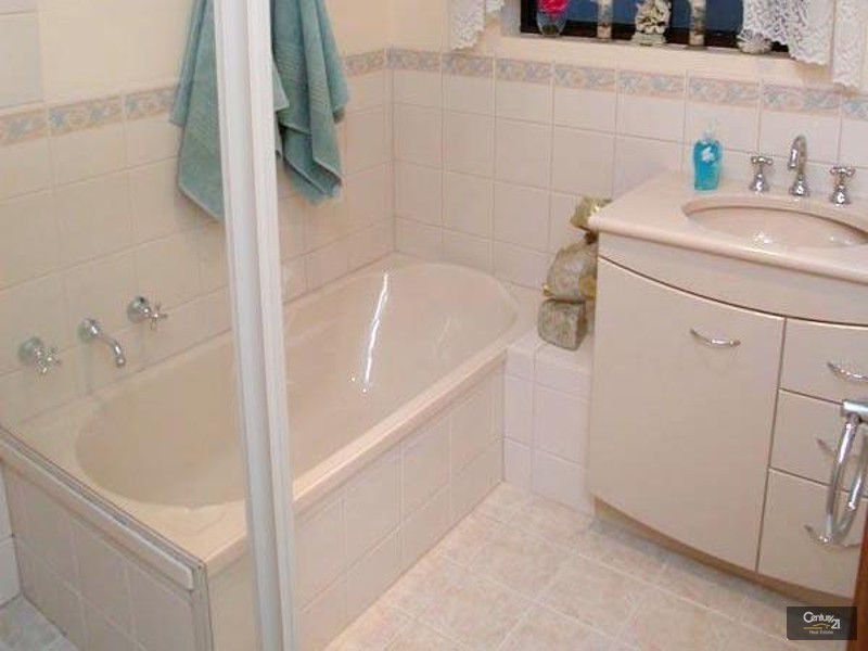 37 Kathleen Street, Morphett Vale SA 5162