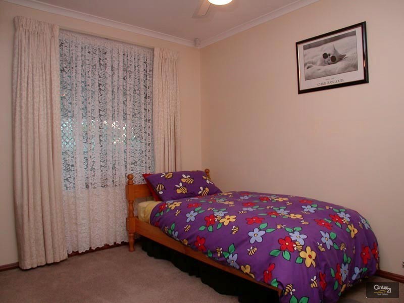 37 Kathleen Street, Morphett Vale SA 5162