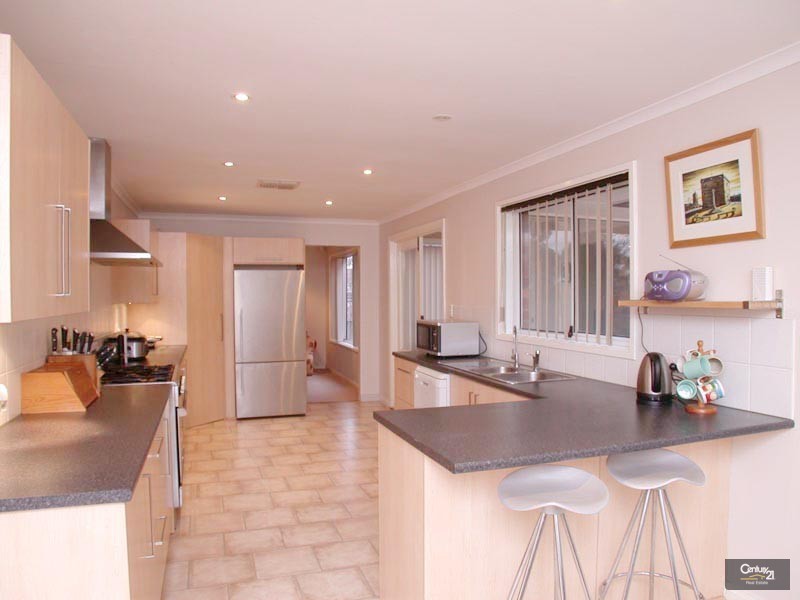 2 Indus Court, Flagstaff Hill SA 5159