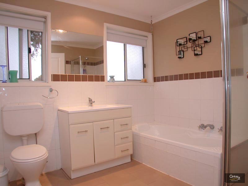 2 Indus Court, Flagstaff Hill SA 5159