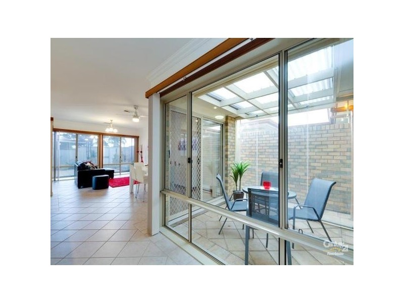 2 Regent Avenue, Clovelly Park SA 5042