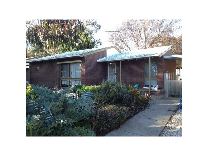 9 Simeon Crescent, Morphett Vale SA 5162