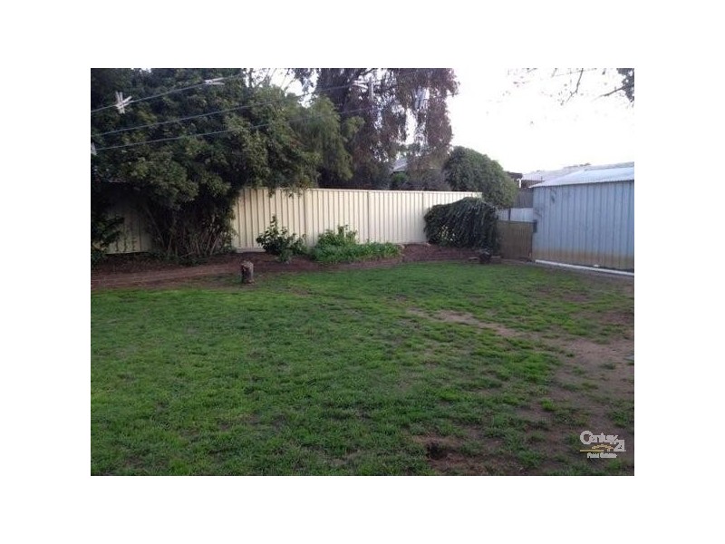 9 Simeon Crescent, Morphett Vale SA 5162
