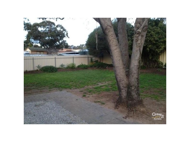 9 Simeon Crescent, Morphett Vale SA 5162