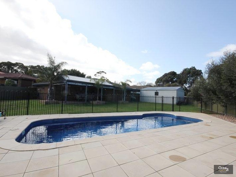 43 Hendrix Crescent, Woodcroft SA 5162