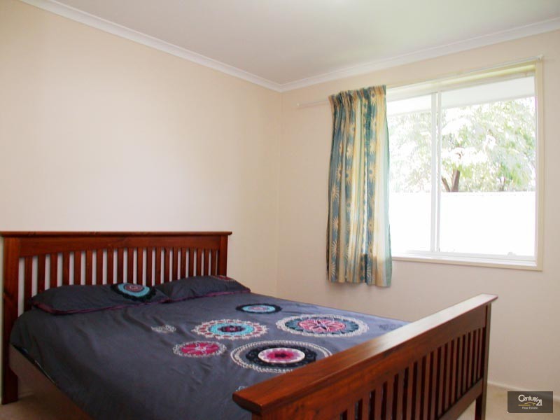 11 Jagger Crescent, Woodcroft SA 5162