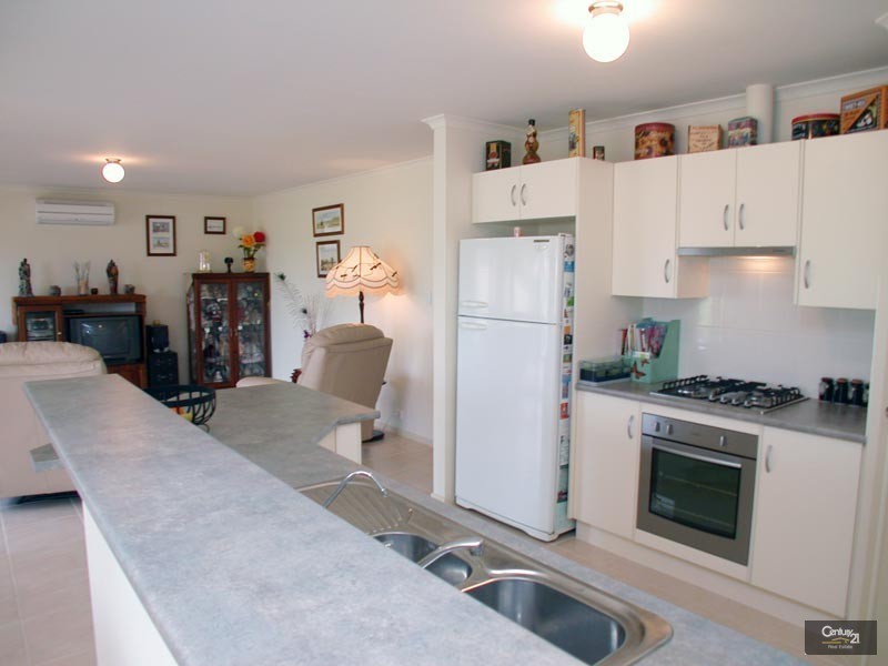 8 Stern Road, Seaford Meadows SA 5169