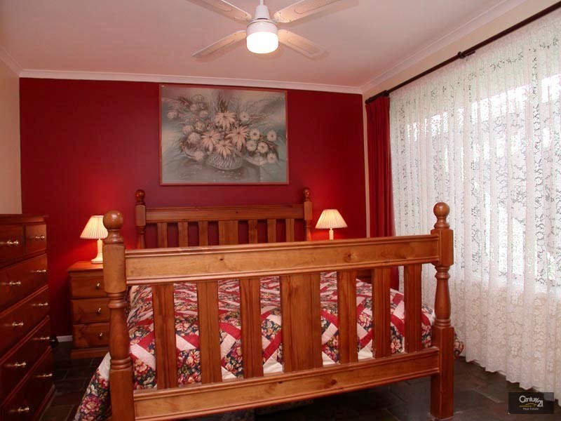 5 Fernilee Court, Onkaparinga Hills SA 5163