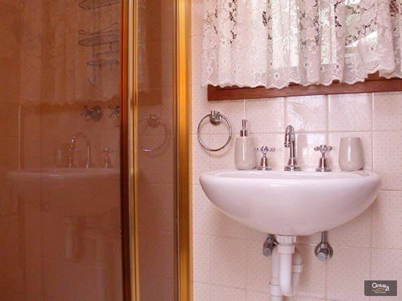 5 Fernilee Court, Onkaparinga Hills SA 5163