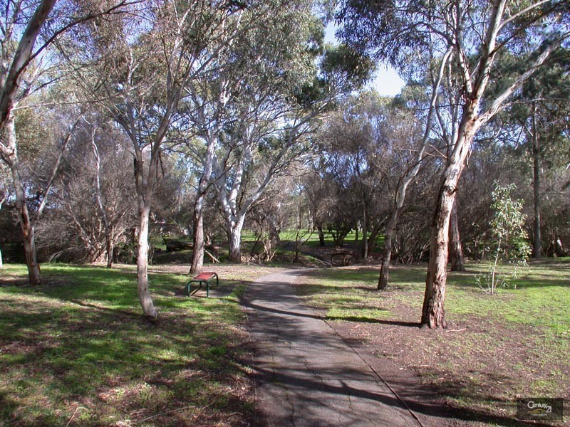 5 Fernilee Court, Onkaparinga Hills SA 5163