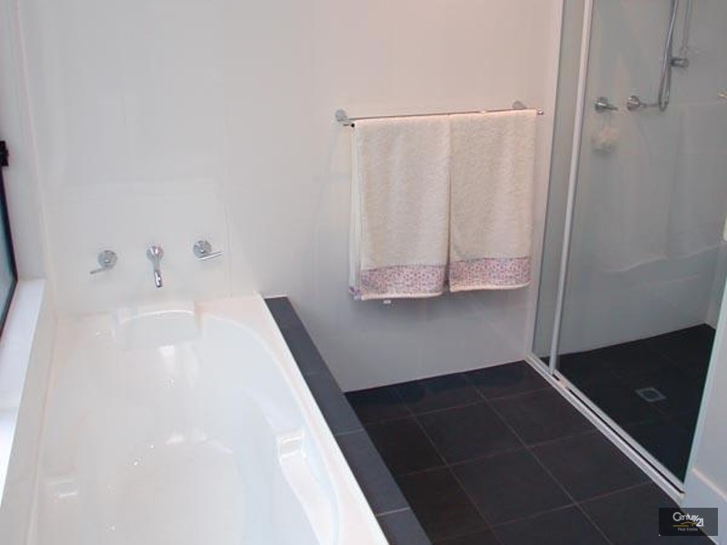 1 James Street, Morphett Vale SA 5162