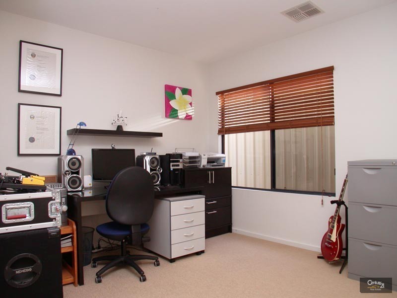 1 James Street, Morphett Vale SA 5162